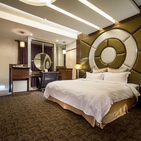 Uline Motel Taipei Eksteriør billede